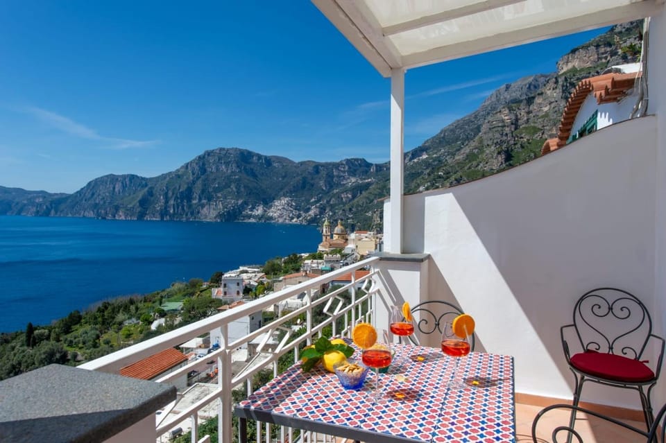 Patio, Natural landscape, Balcony/Terrace
