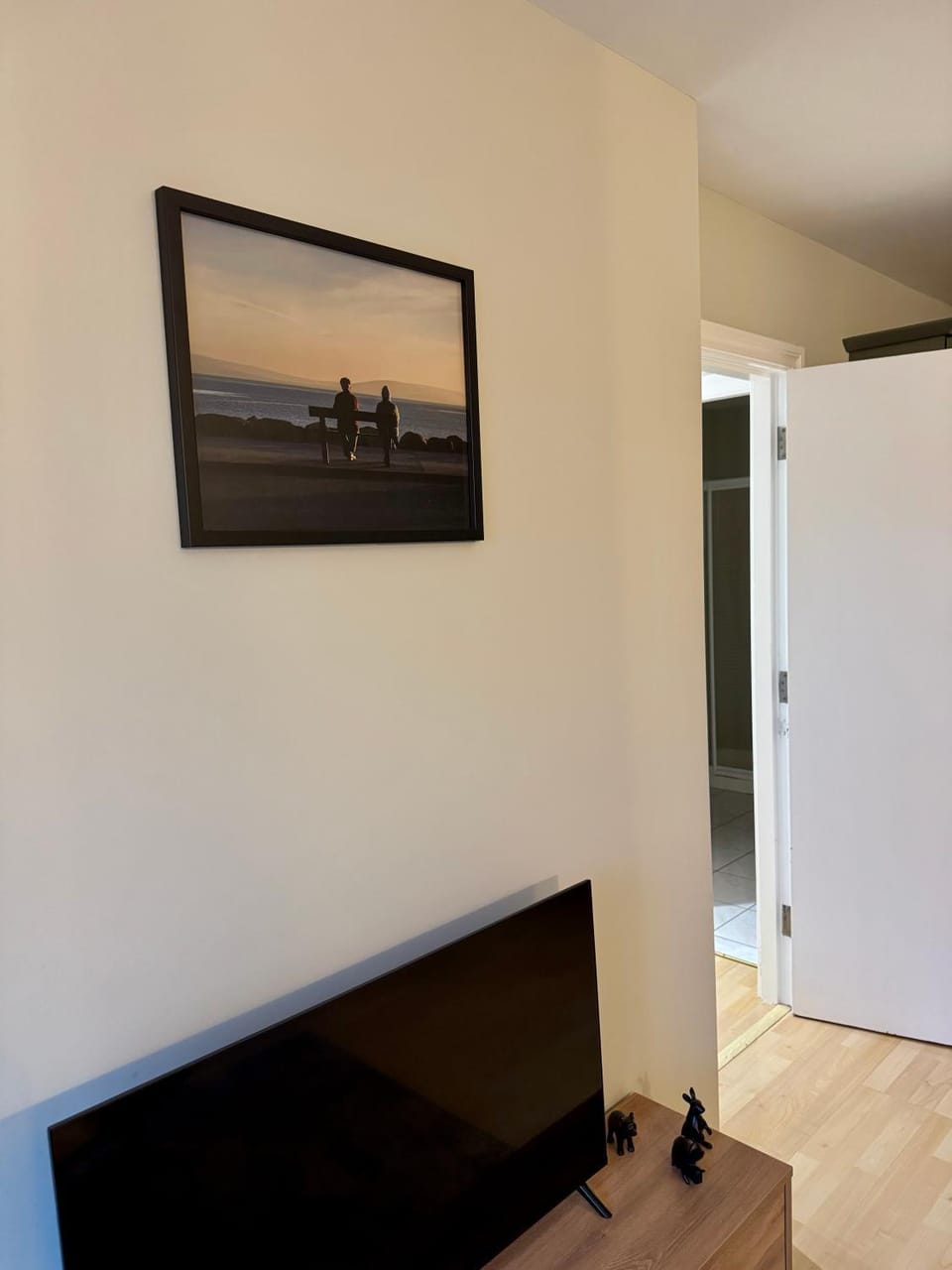 Living room, internet