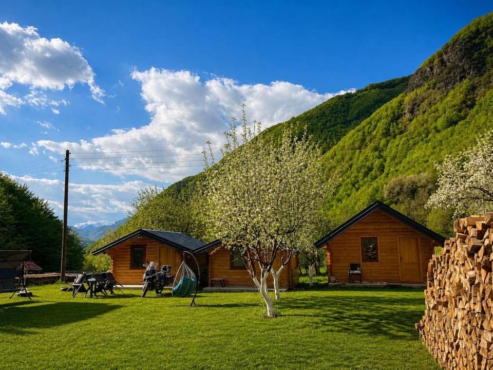 Alpet Chalet in Montenegro