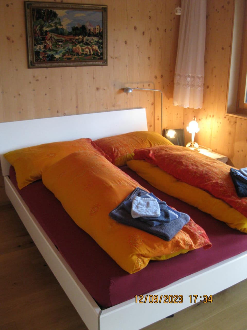 Holz100 Zimmer mit Rigiblick Vacation rental in Switzerland