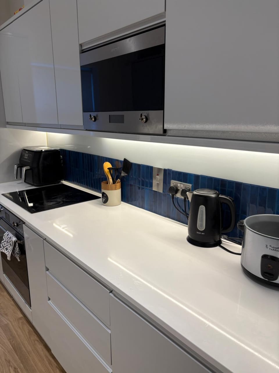 Kitchen or kitchenette, Kitchen or kitchenette