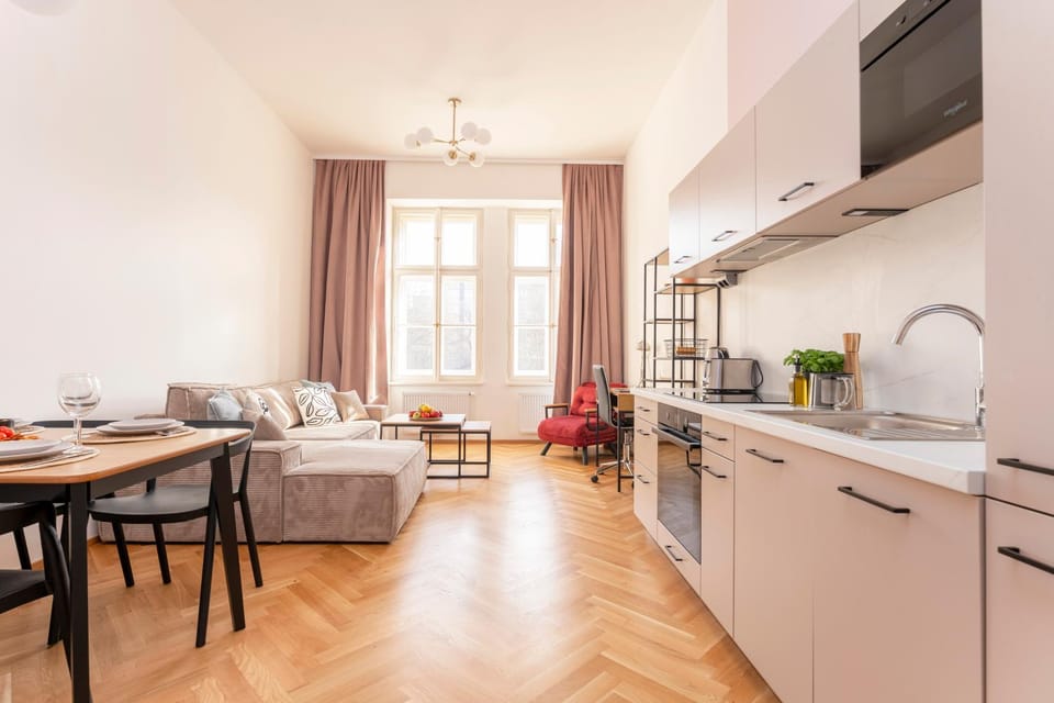 Living room, Seating area, Dining area, oven, stove