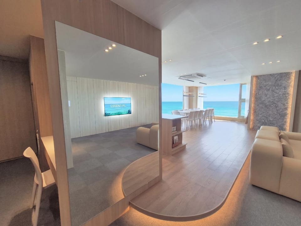 TV and multimedia, Living room, Seating area
