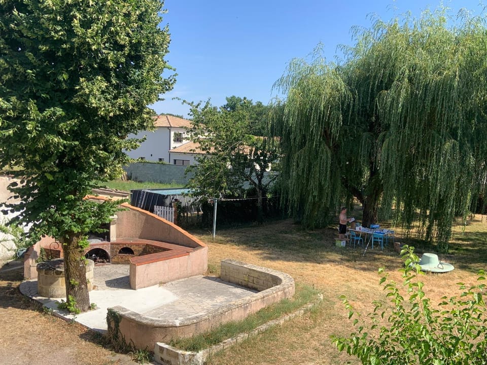 BBQ facilities, Garden, Garden, Balcony/Terrace, Swimming pool