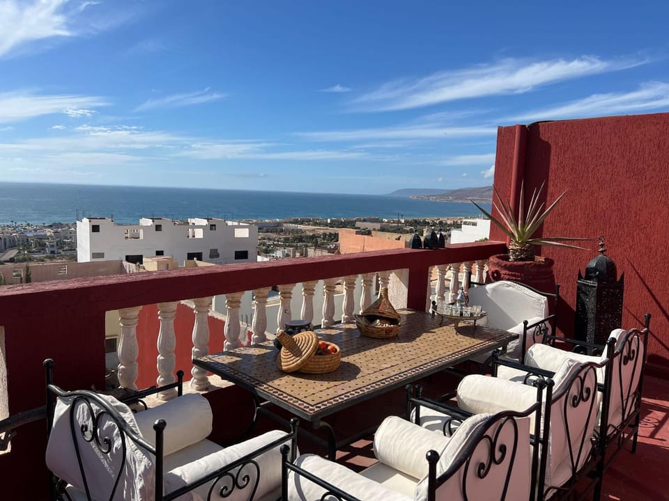 Day, Natural landscape, Coffee/tea facilities, View (from property/room), Balcony/Terrace, Seating area, Dining area, Sea view, Internal: Not applicable to any particular room