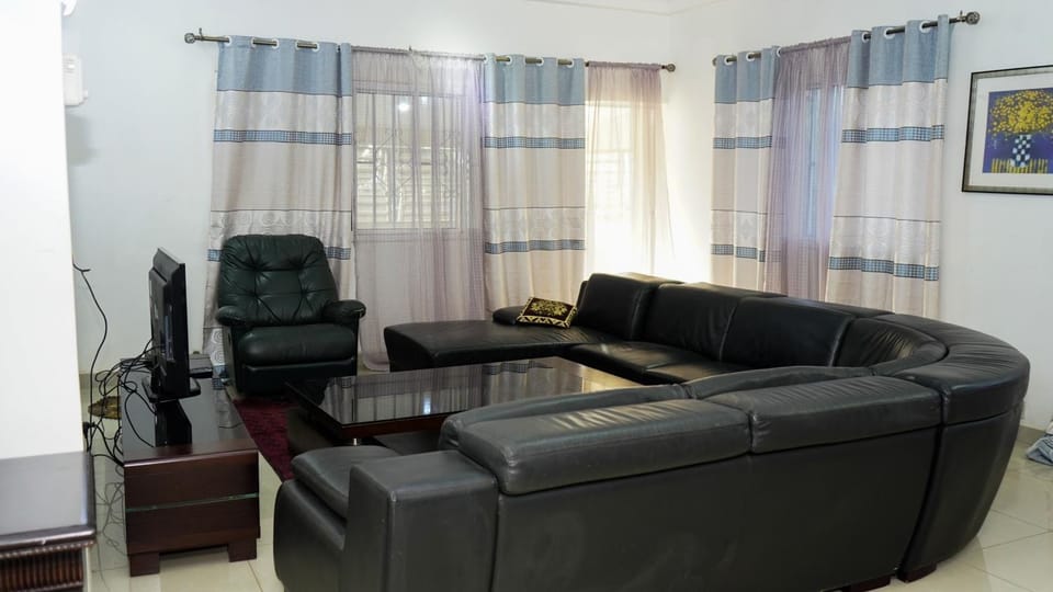 MB Properties - Sinchu Alagie Apartment in Senegal