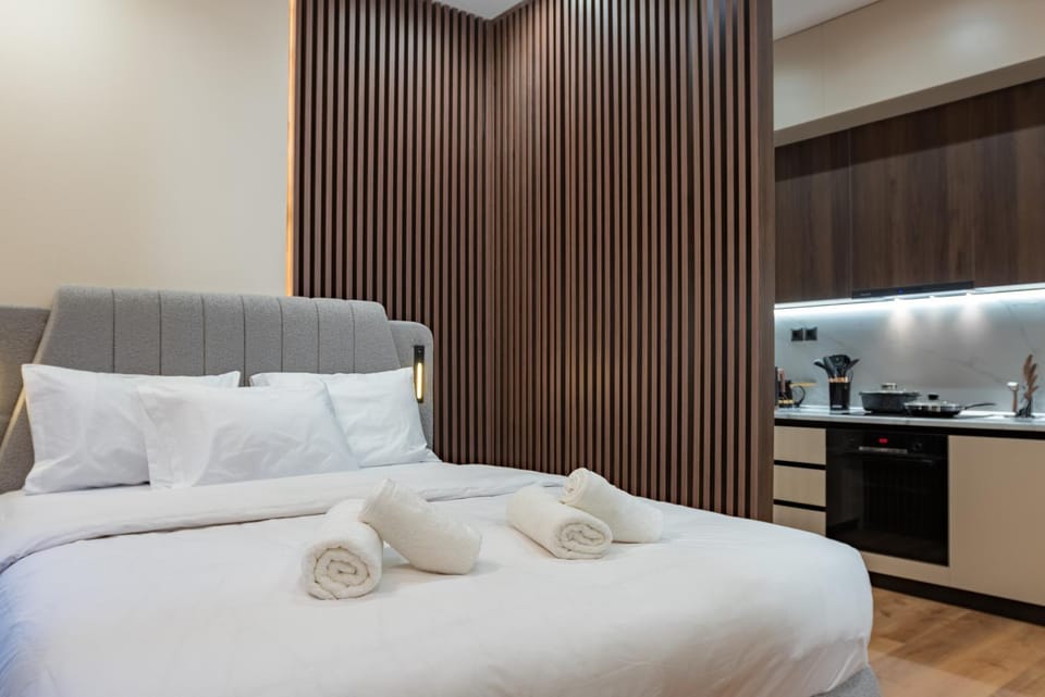 Bed, Kitchen or kitchenette, Photo of the whole room, Bedroom