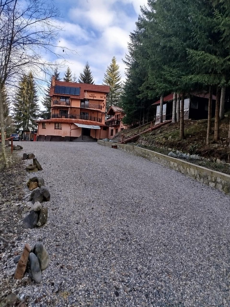 Perla Sarisorului Bed and Breakfast in Romania
