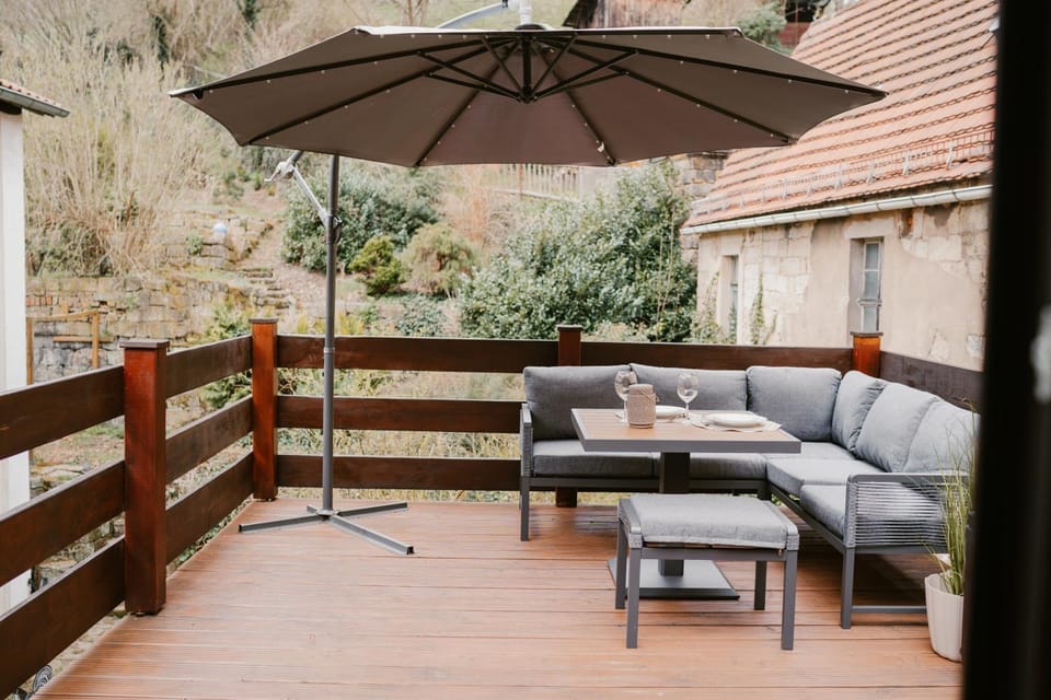 Balcony/Terrace, Dining area, Garden view