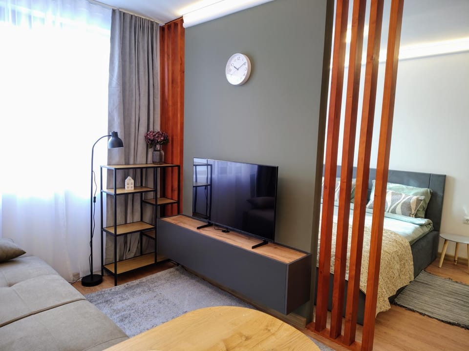 TV and multimedia, Seating area