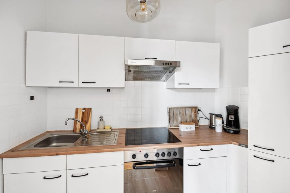Coffee/tea facilities, kitchen