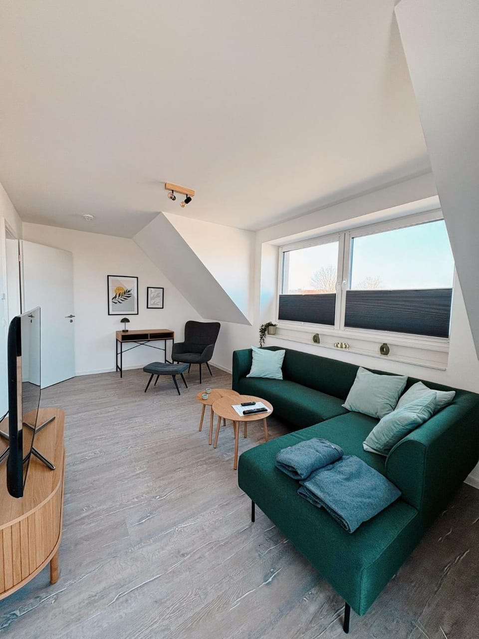 Ferienwohnung KÖÖK Heimathafen - Modern, Balkon, Strandnah Apartment in Neuharlingersiel