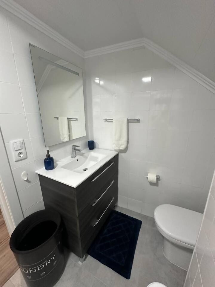 Toilet, Bathroom