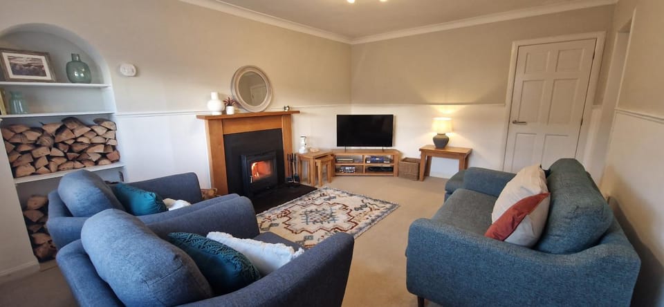 North Coast Property - Avoch Beach House - Luxury house with sea views House in Scotland