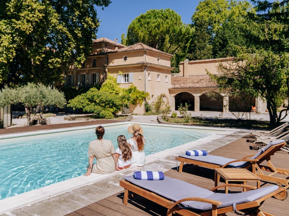 Property building, Swimming pool