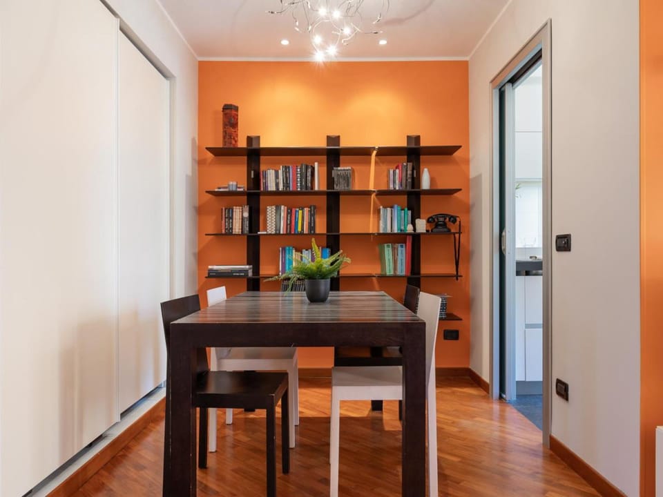 Library, Dining area