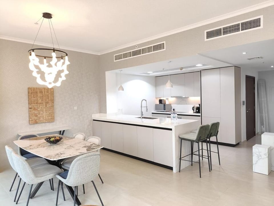 Luxury Burj Facing Apt in DT Apartment in Dubai