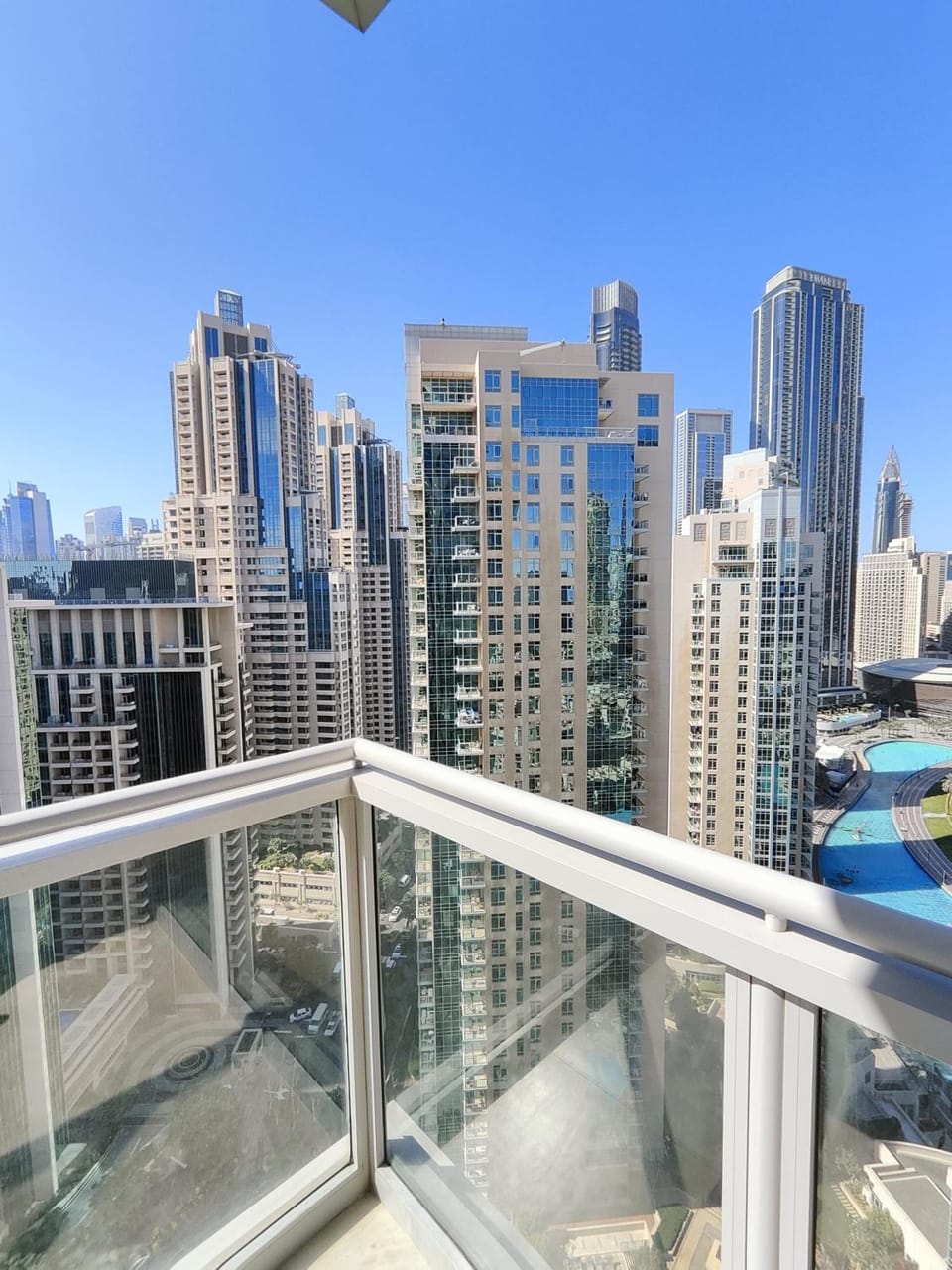 Luxury Burj Facing Apt in DT Apartment in Dubai