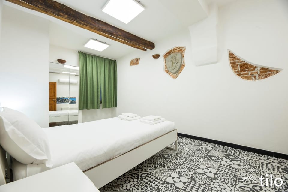Bed, Photo of the whole room, Bedroom, towels, air conditioner