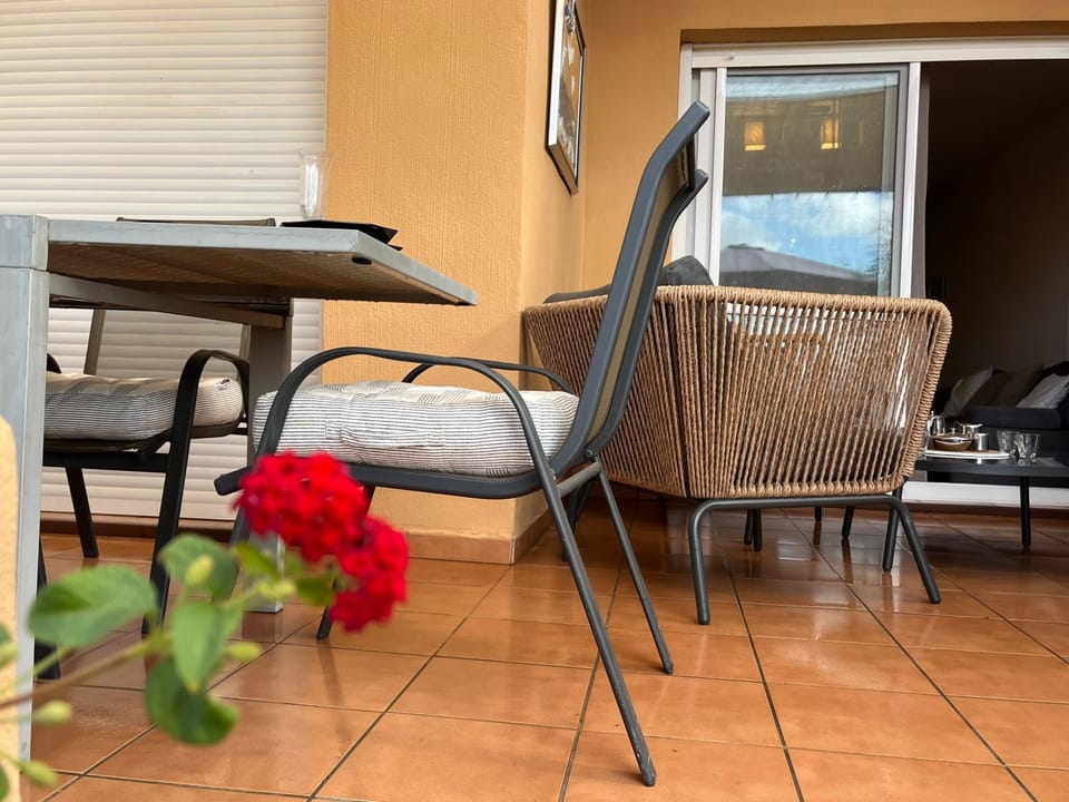 Off site, Balcony/Terrace, Balcony/Terrace