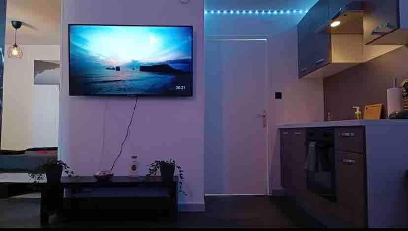 Love room Buenas noches SPA et bord de mer Apartment in La Seyne-sur-Mer
