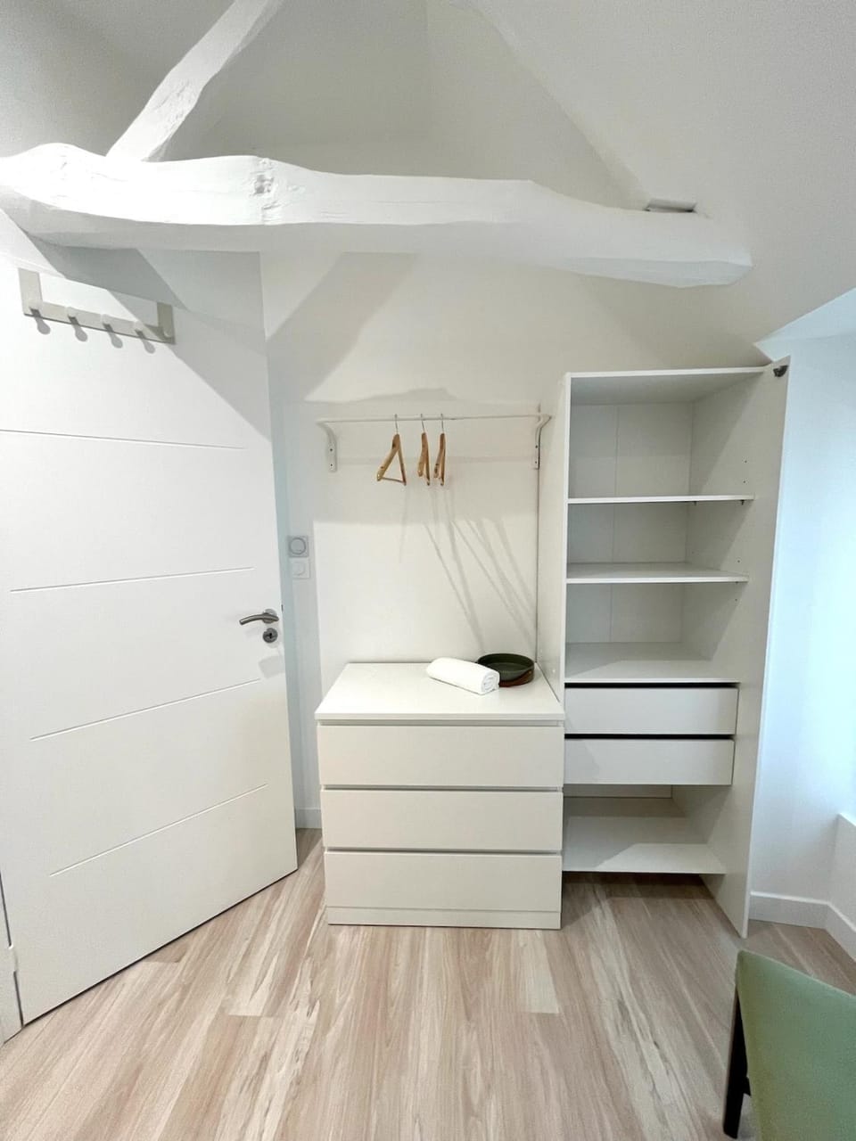 Bedroom, wardrobe