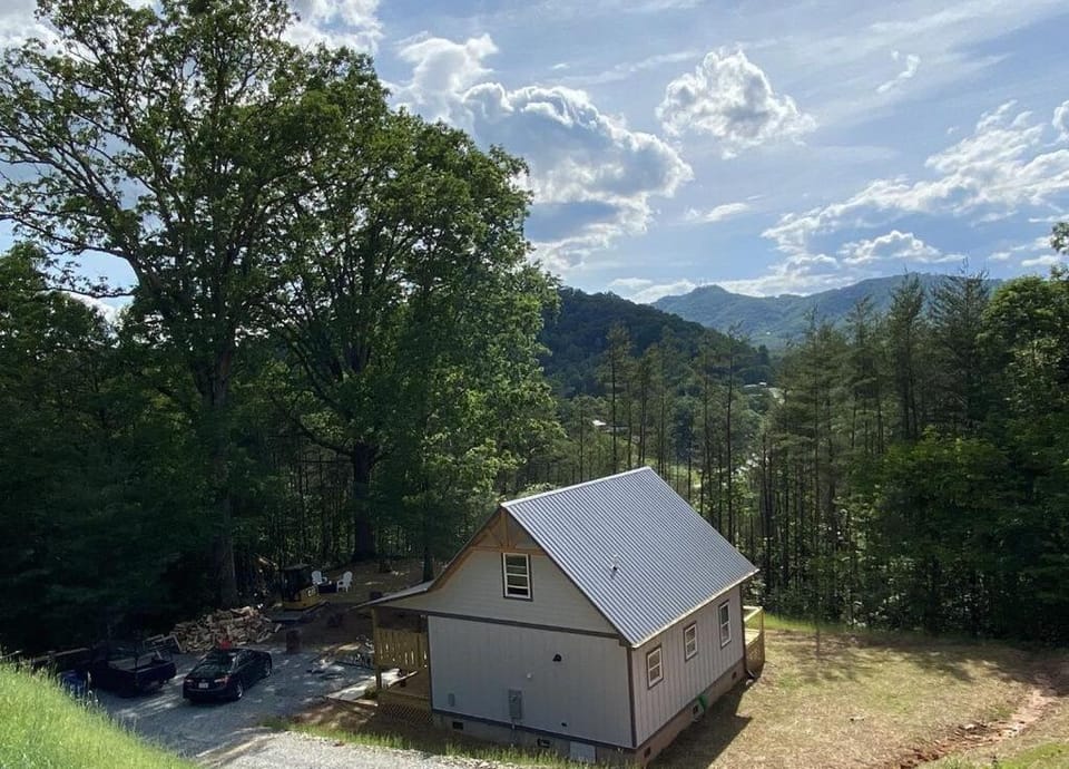 Twin Oaks Cabin Cabin in Bryson City
