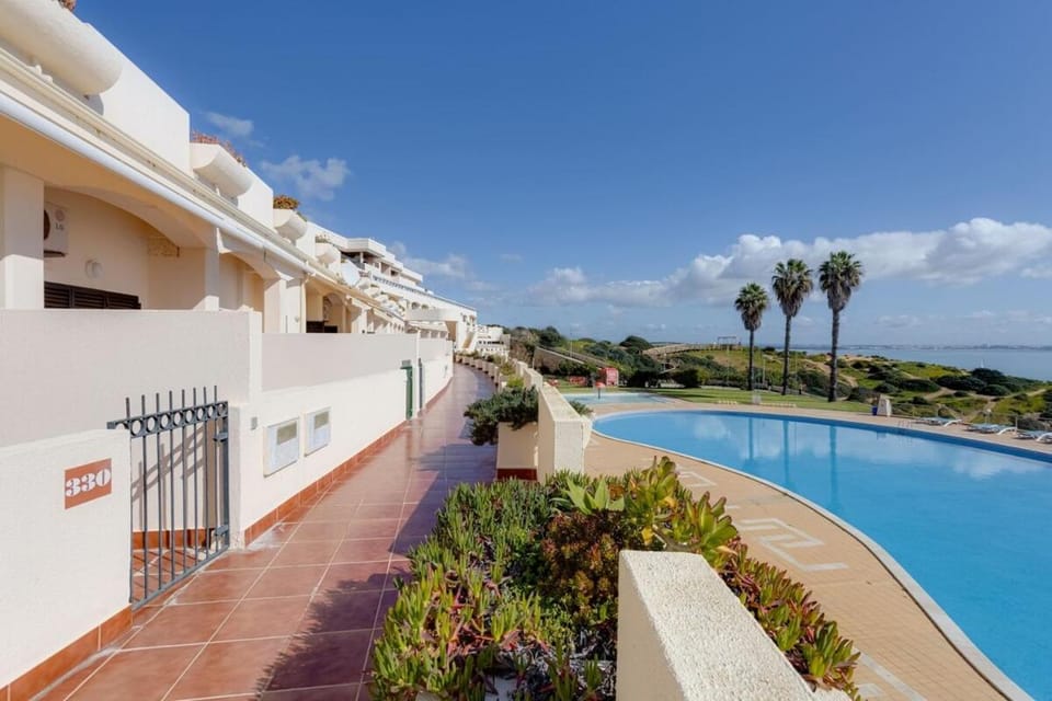 View (from property/room), Pool view