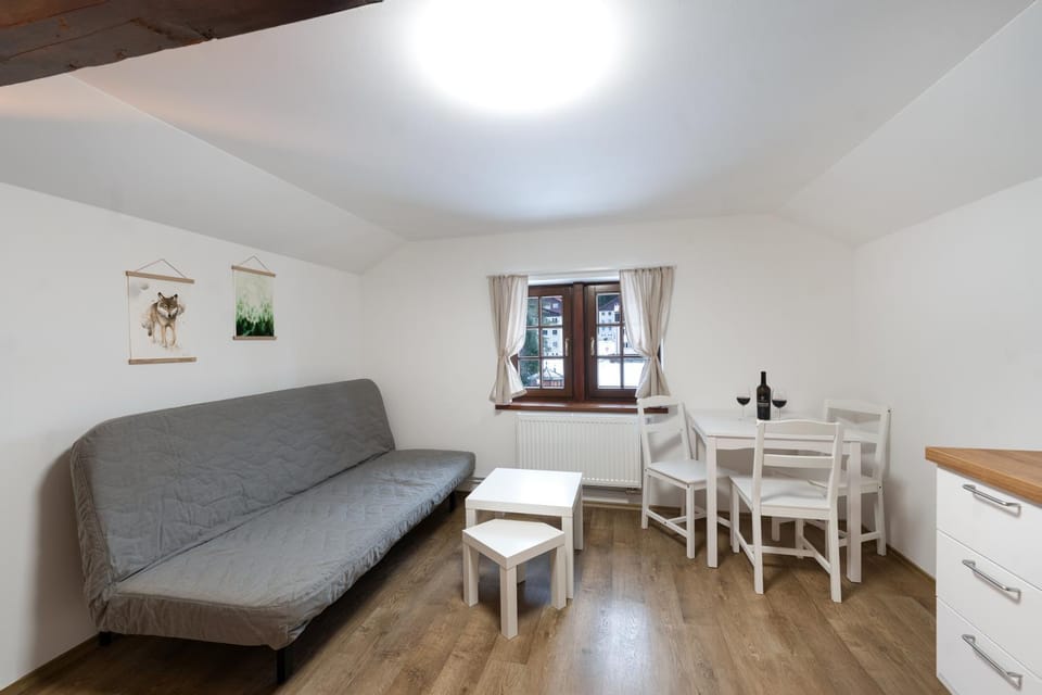 Kitchen or kitchenette, Living room, Seating area