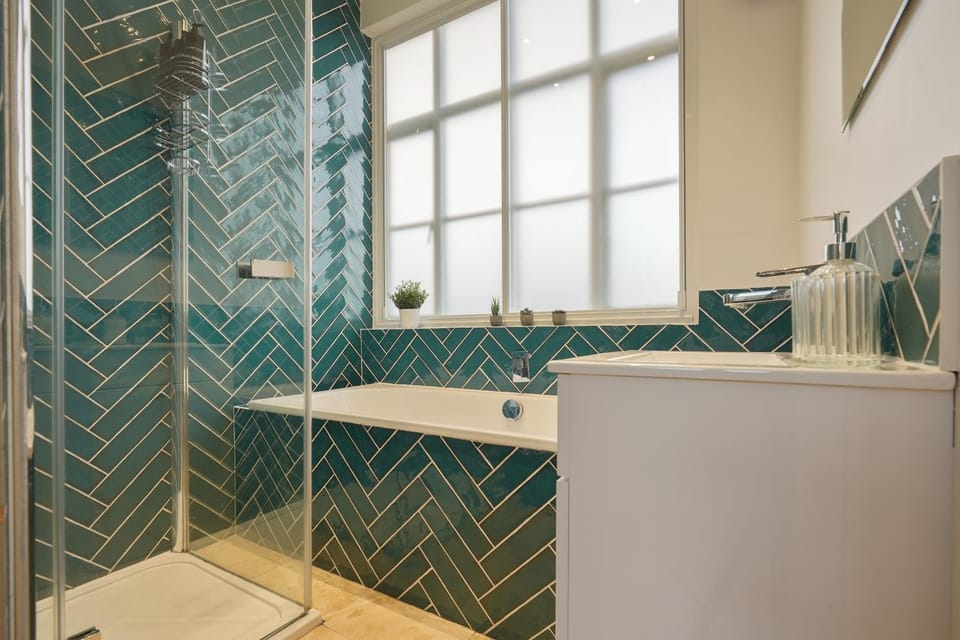 Shower, Bathroom, Bath