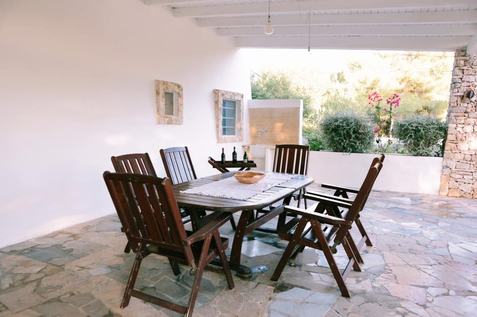 Patio, Seating area
