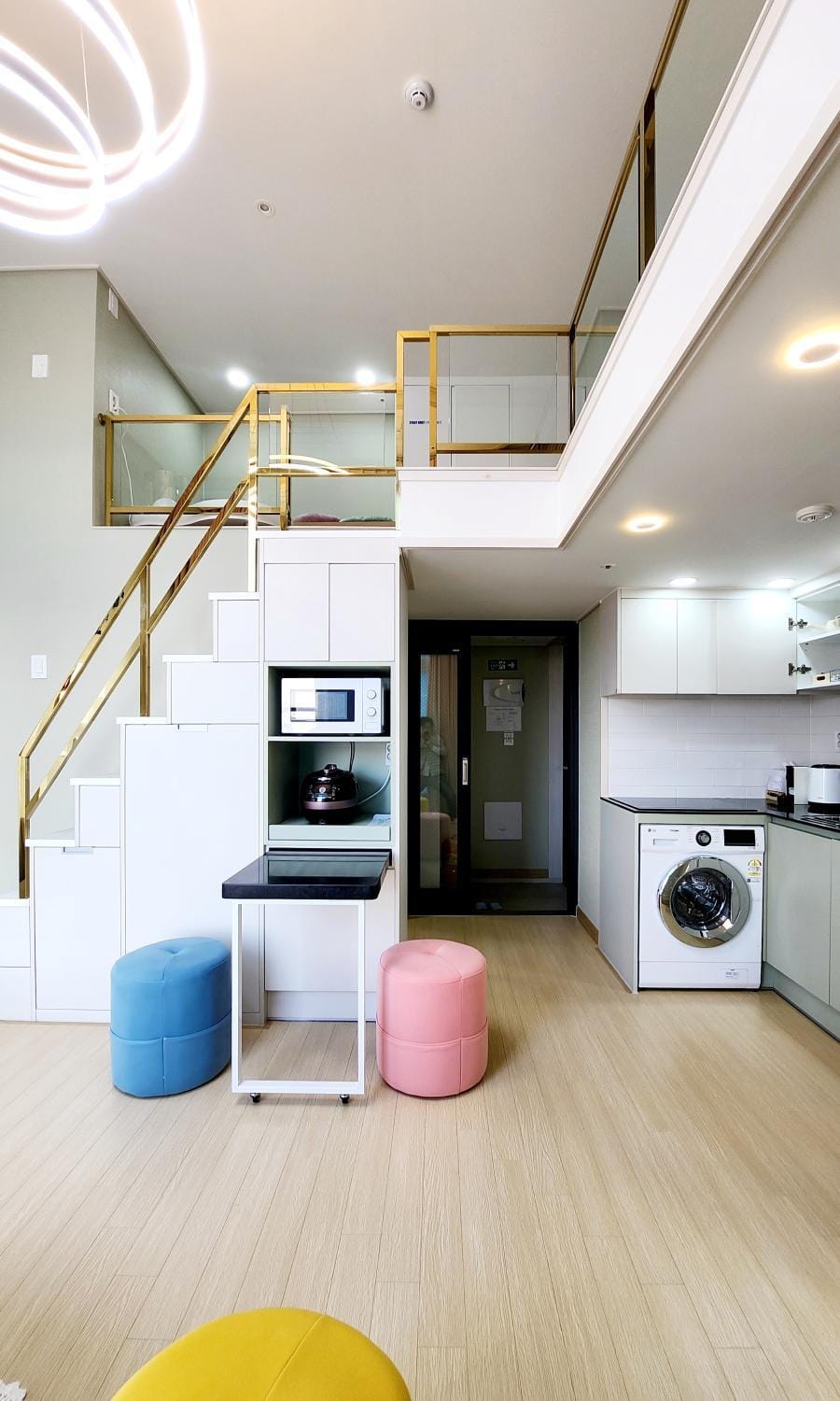 Kitchen or kitchenette, Living room, Dining area