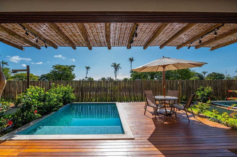 Patio, Swimming pool