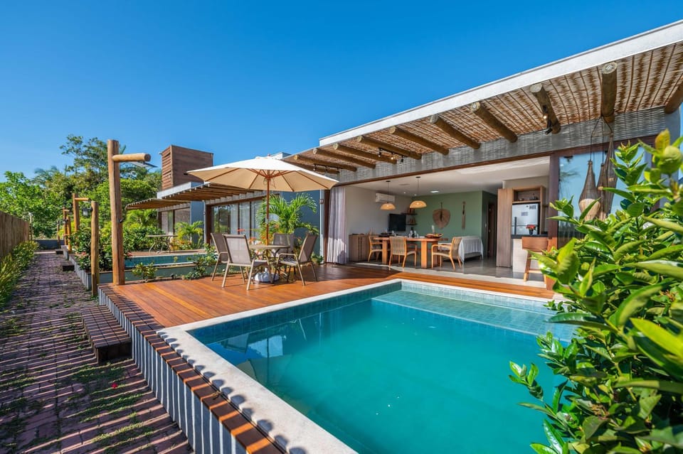 Property building, Swimming pool