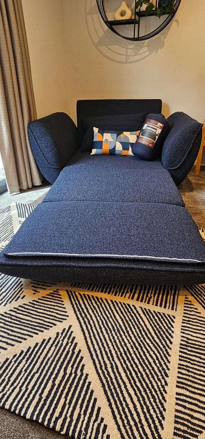 Bed, Living room, Seating area