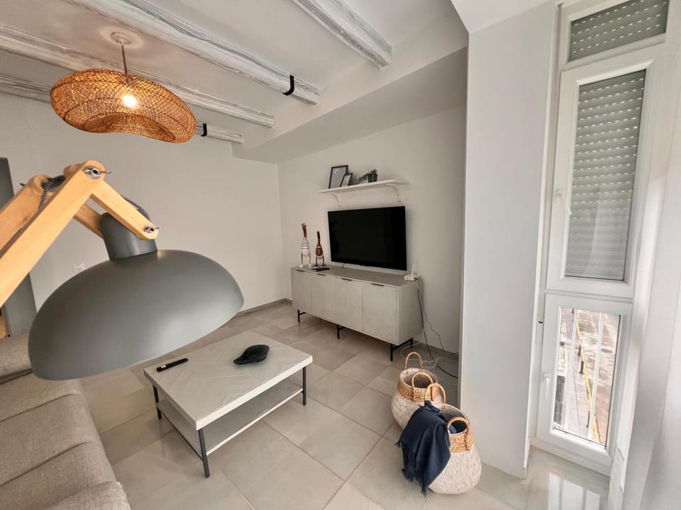 TV and multimedia, Lounge or bar