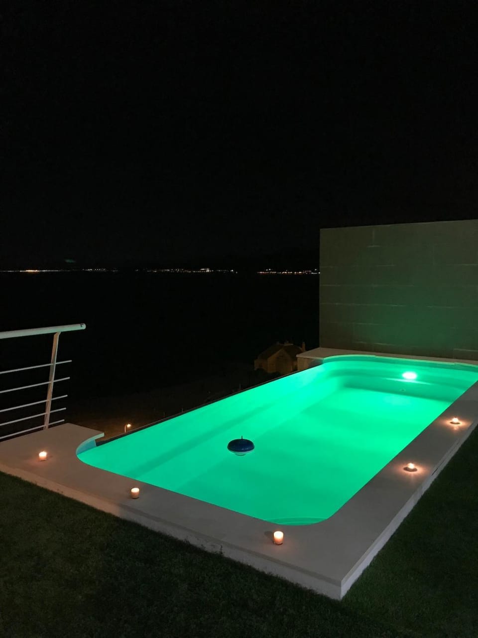 Villa conectada al mediterraneo, Infinity pool Villa in Ribera Baixa