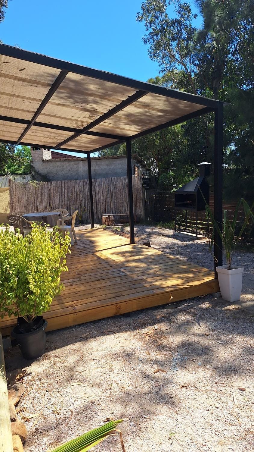 Patio, BBQ facilities