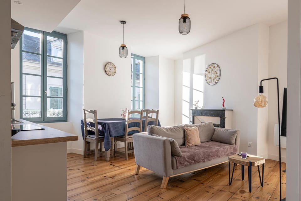 Living room, kitchen