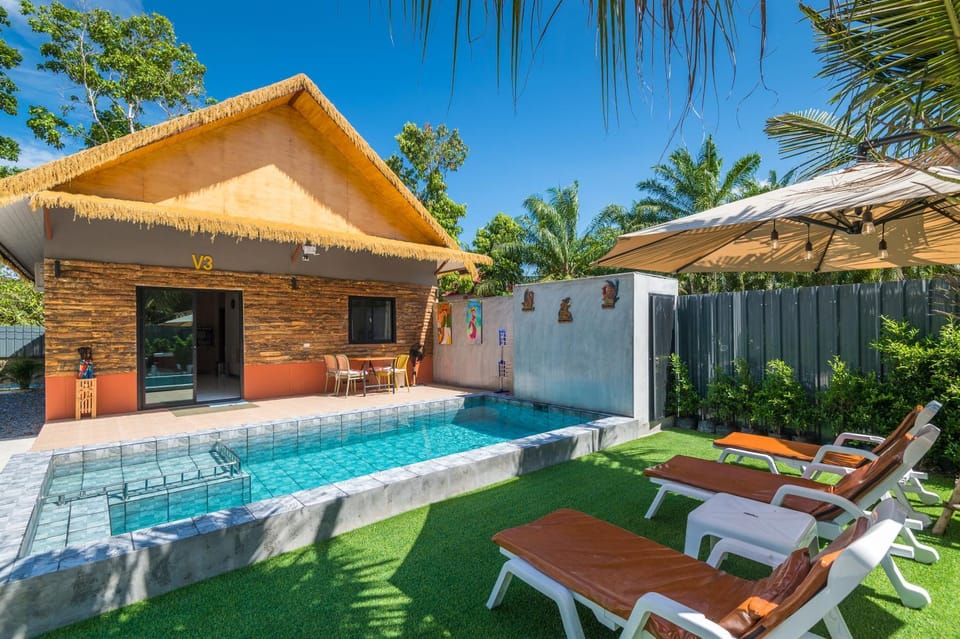 Property building, Patio, Swimming pool