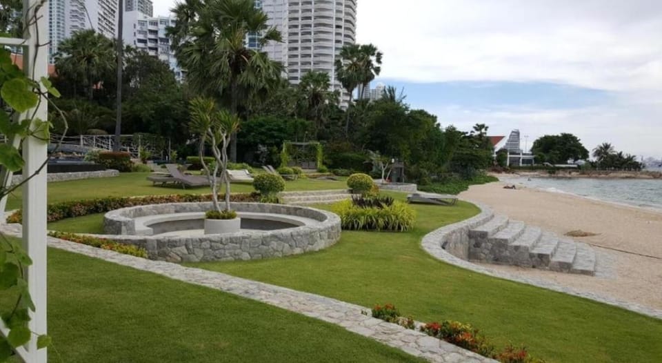 Riviera beach wongamat tower Apartment in Pattaya City