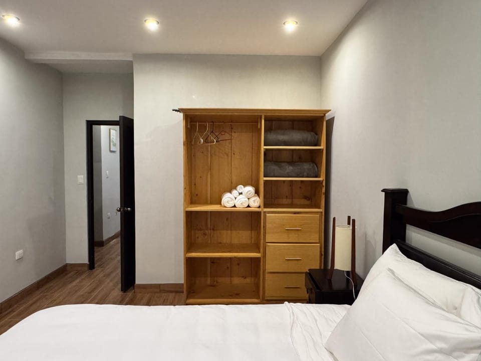 Villa de las aves with Lake Access Villa in Panajachel
