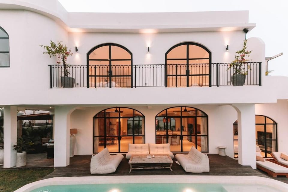 Villa Hestia 5 BR Berawa Canggu Villa in North Kuta