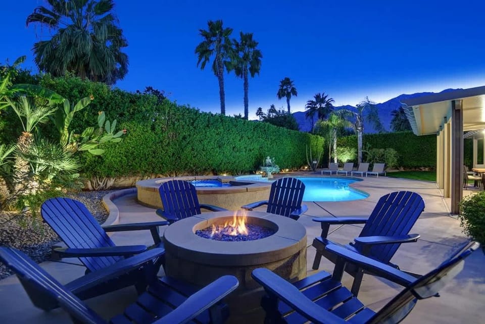 Hacienda Alondra - CA - Palms And Coach House in Palm Springs