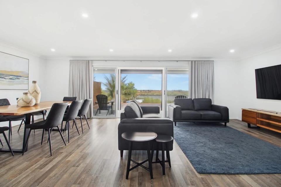 The Pit Stop Tailem Bend House in South Australia