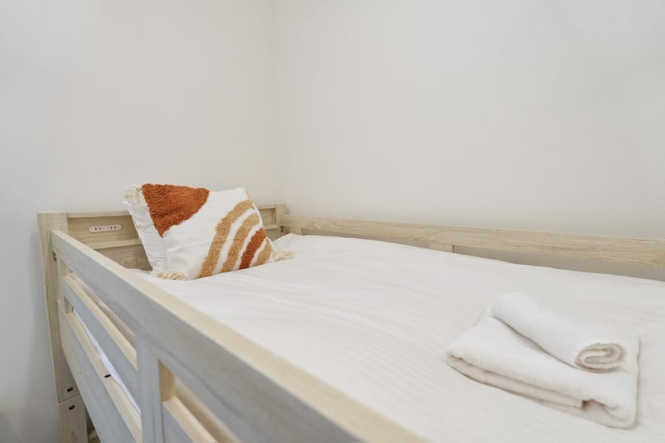 YXD501 , Bunk Bed Room , Ideal for Friends in Tokyo Apartment in Japan