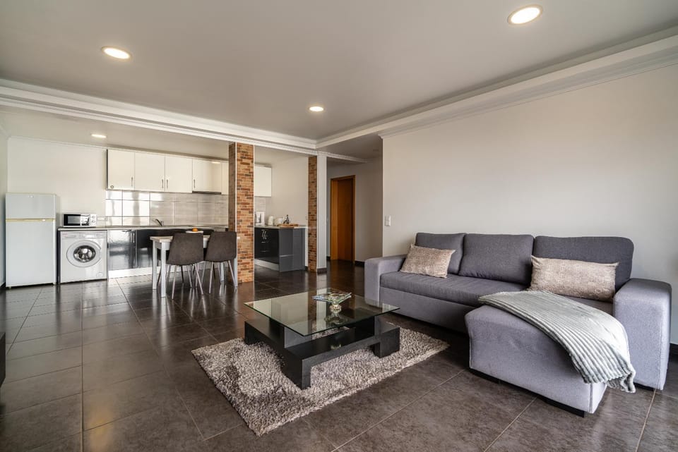 Living room, Dining area, kitchen