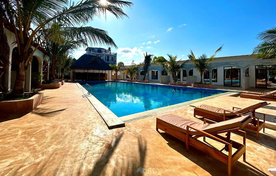 Alcyone Residence - Ocean View Villa Apartment in Unguja North Region