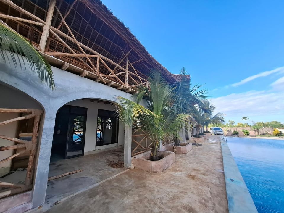 Alcyone Residence - Ocean View Villa Apartment in Unguja North Region
