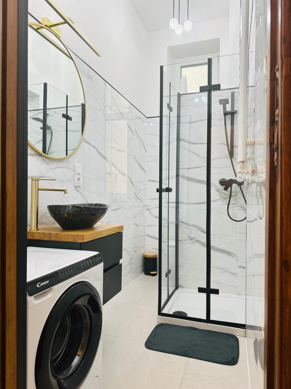 Shower, Bathroom